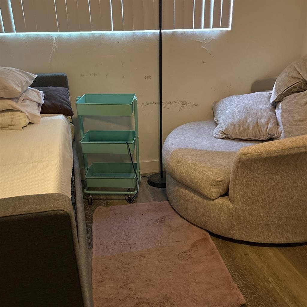 Newly removed fully furnished room