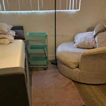 Newly removed fully furnished room