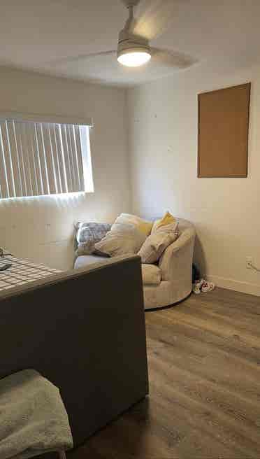 Newly renewed fully furnished room