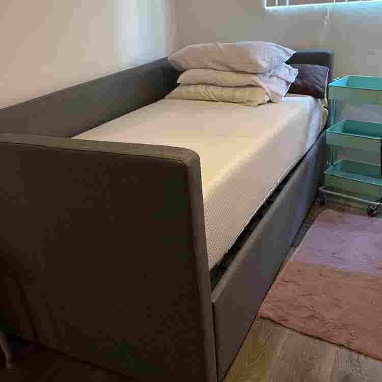 Newly renewed fully furnished room