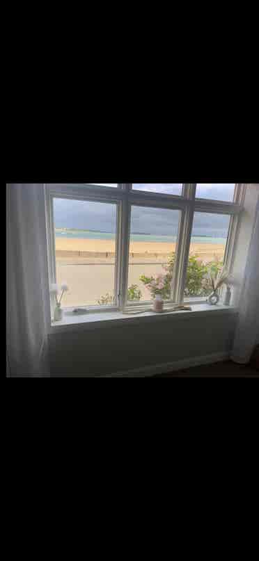 Room in Privet beach house