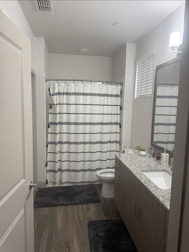 Habitación con baño privado $