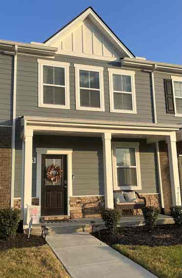 3Br townhome available July th