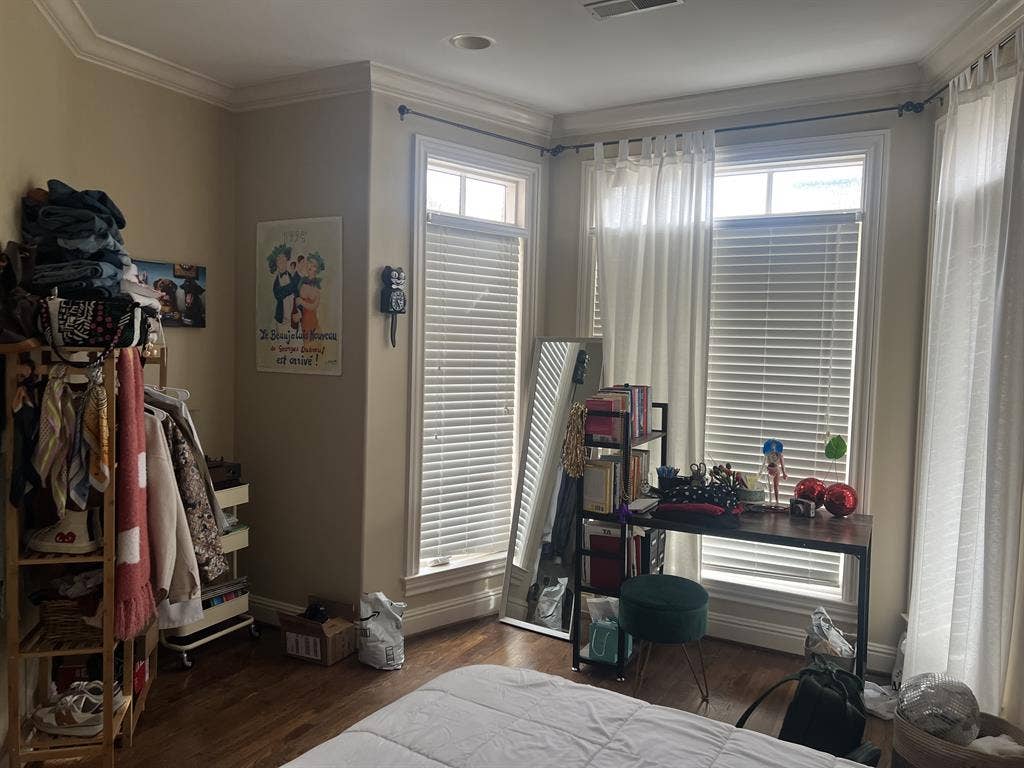 Roommate wanted for B Townhouse