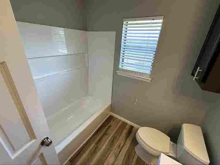 Bedroom with utilities included