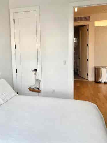 Bed-Stuy room in 2B/1B available