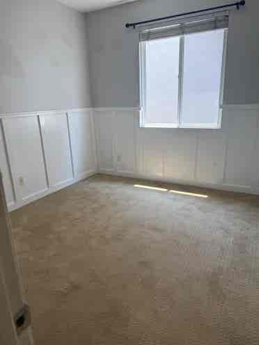 Room for rent with private bathroom