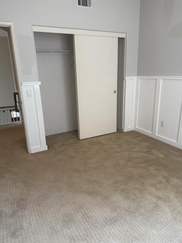 Room for rent with private bathroom
