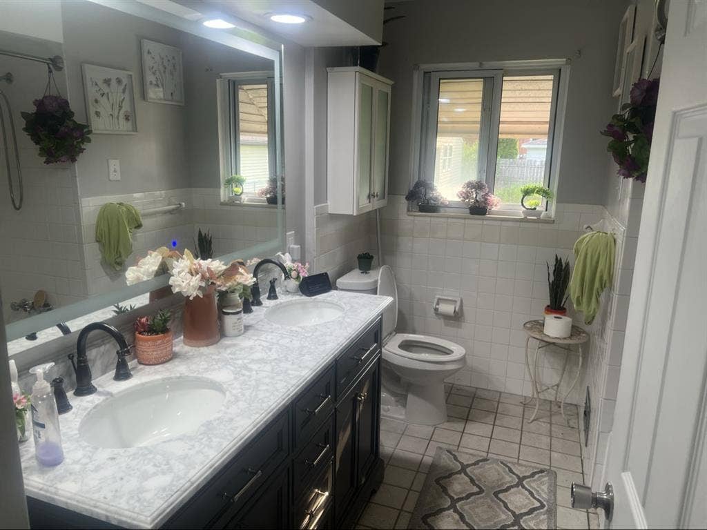 Furnished room for rent-house