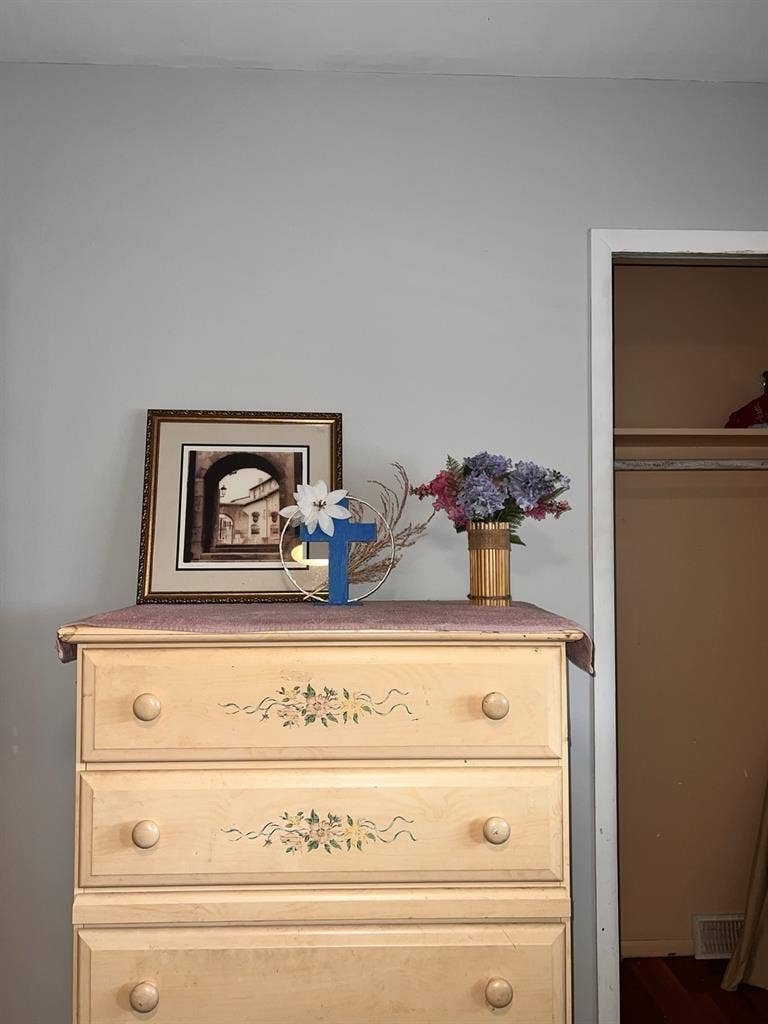 Furnished room for rent-house