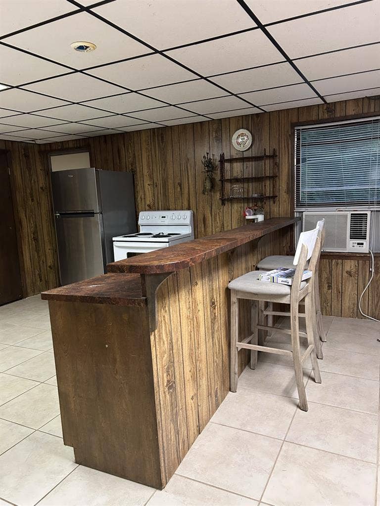 Downstairs Level for Rent
