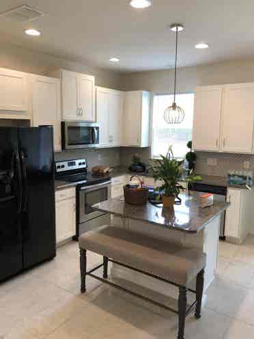 Looking for Roommate!