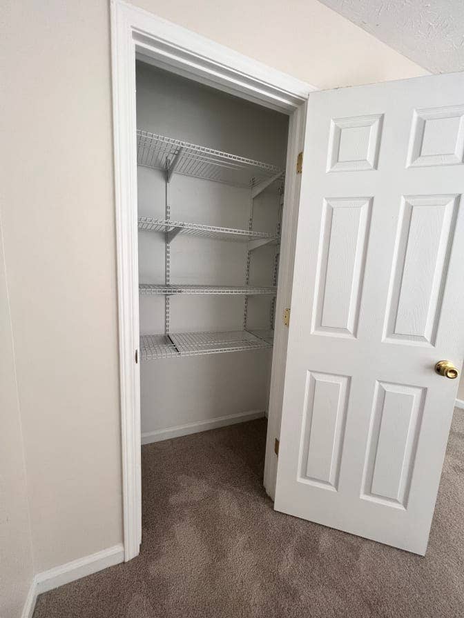 [MUST SEE] 2 ROOMS NEAR COLLEGES
