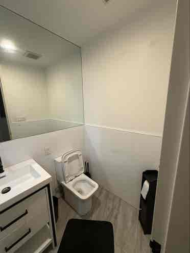 FEMALE WOC ROOMATE NEEDED