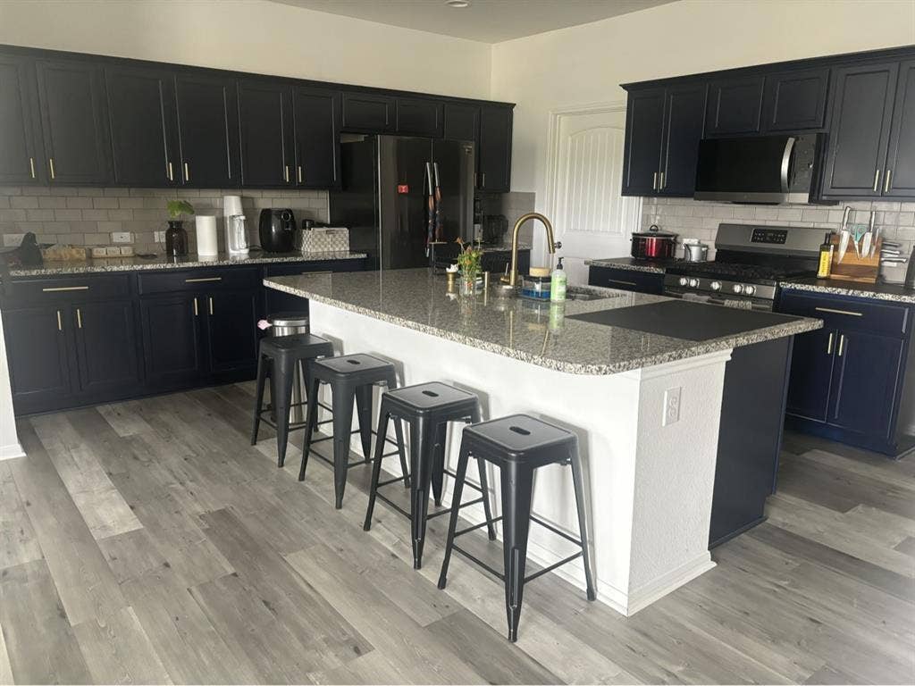 Room available in NE Austin