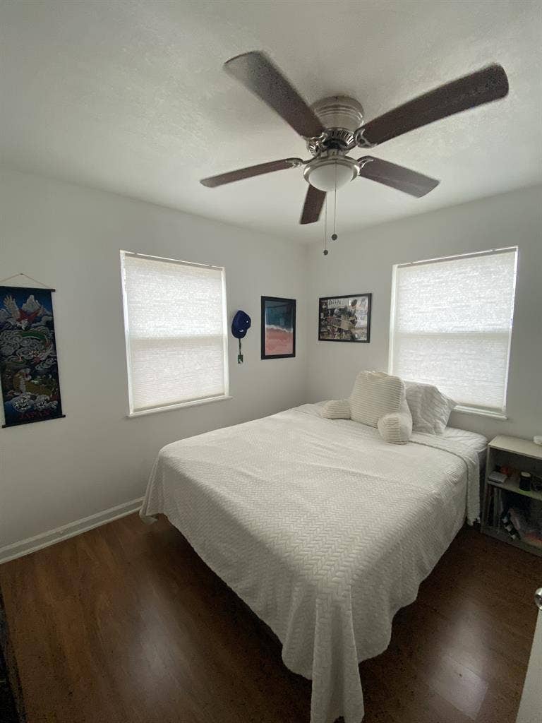 Clean Quiet Room