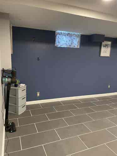 Looking for roommate