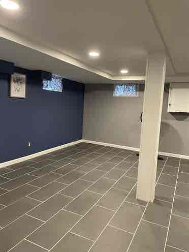 Looking for roommate