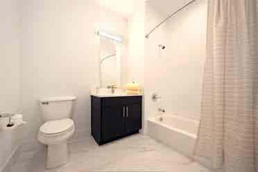 1 Room & Private bath