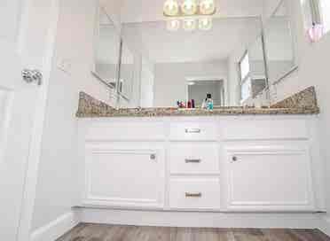 3 Rooms Available – Move-In Aug 1