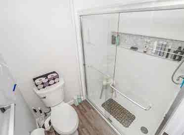3 Rooms Available – Move-In Aug 1
