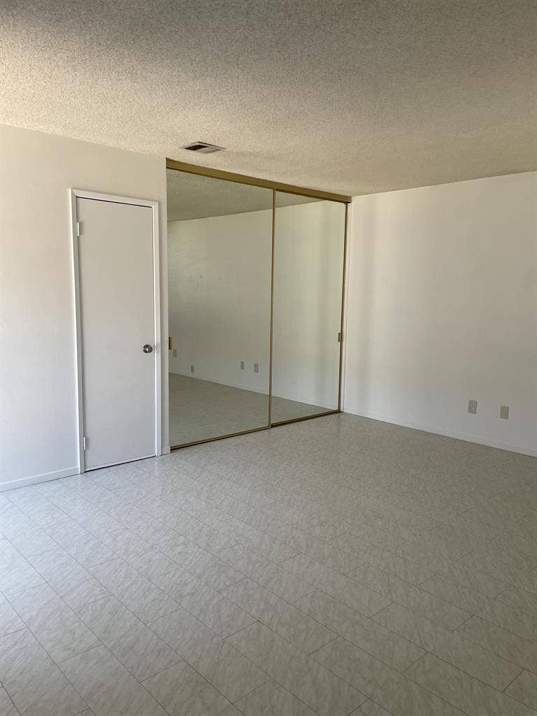 Clean, Quiet, Friendly place