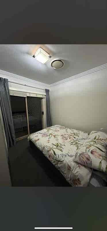 Room available in Maroubra.