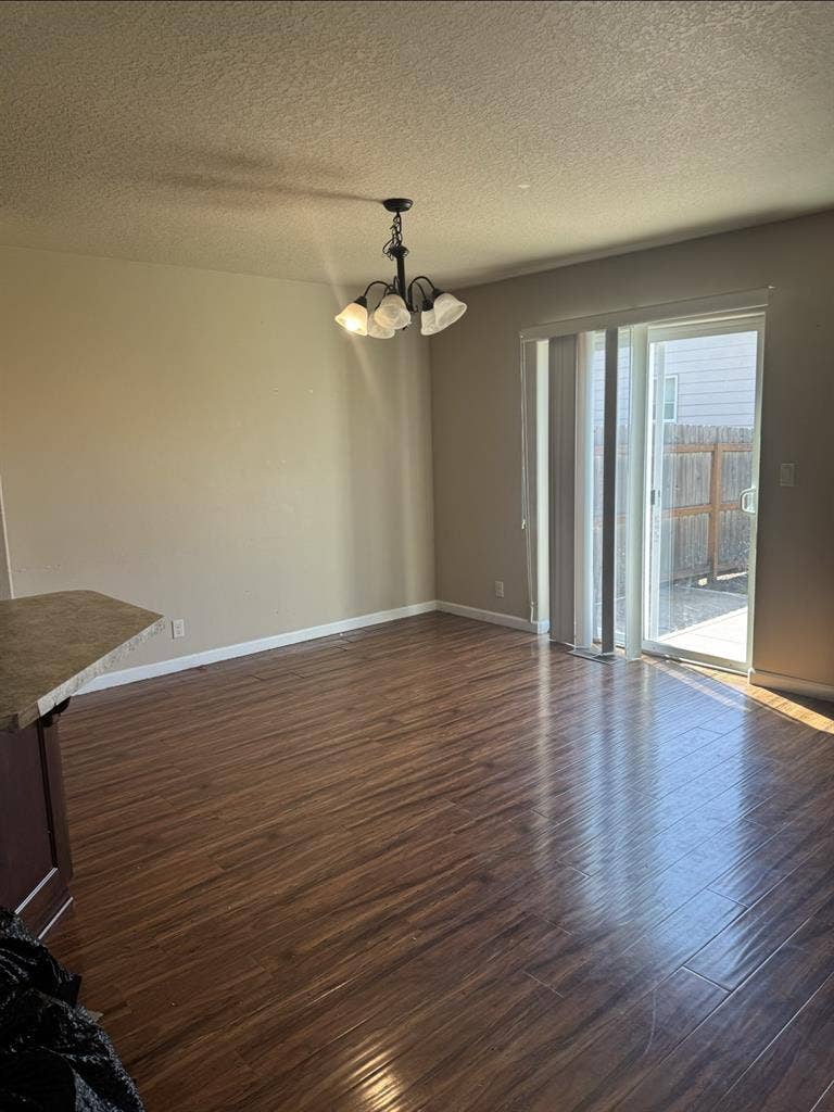 2 rooms for rent