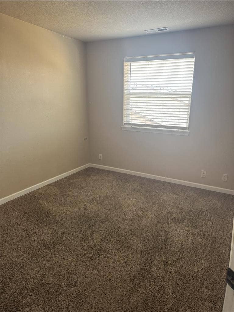 2 rooms for rent