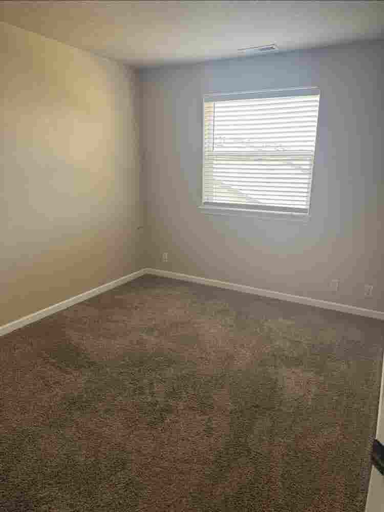 2 rooms for rent