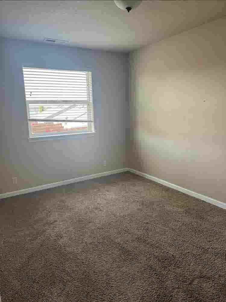 2 rooms for rent