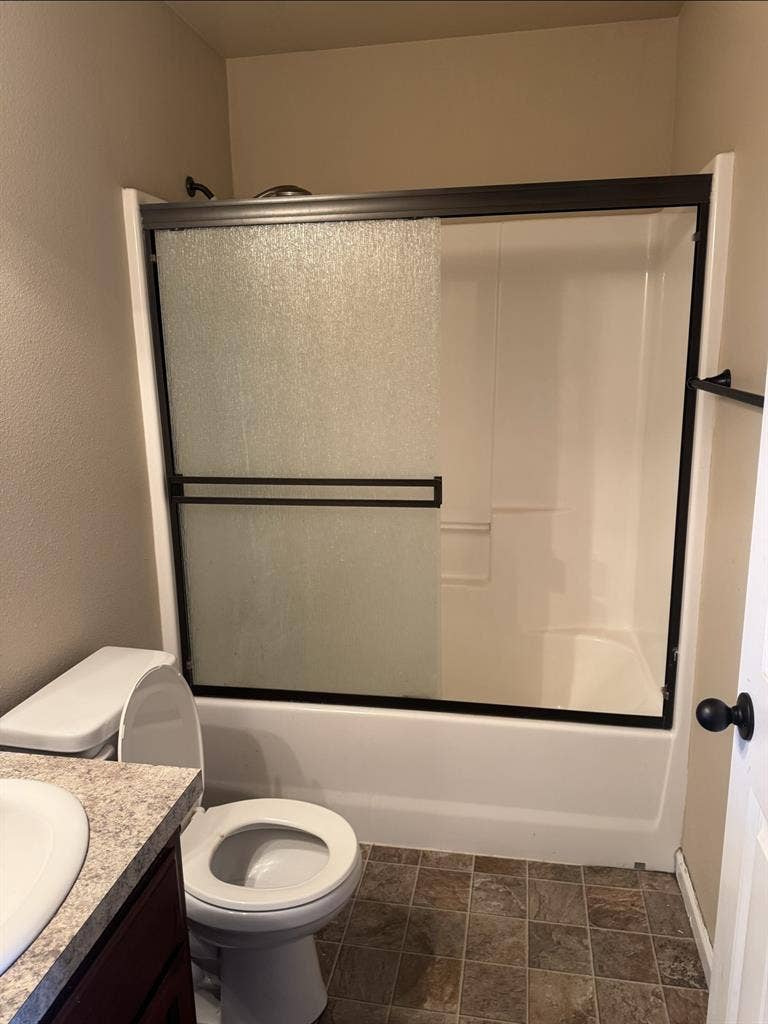 2 rooms for rent