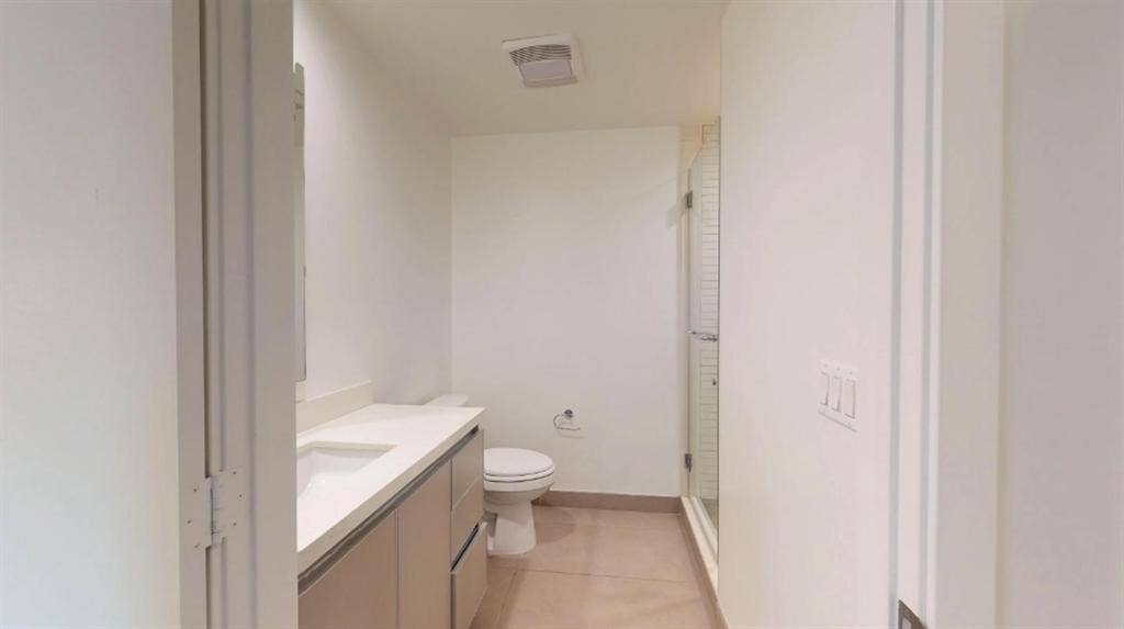 1 BR in Sherman Oaks