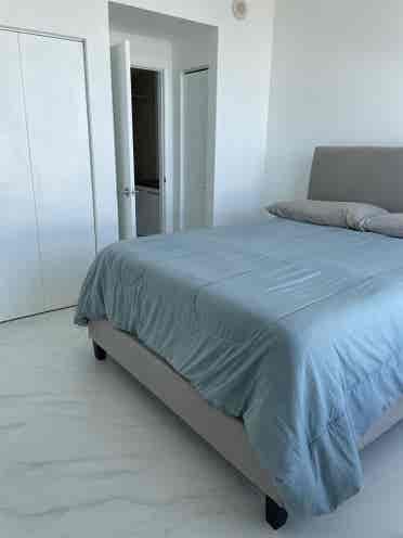 Fully Furnished room in Brickel