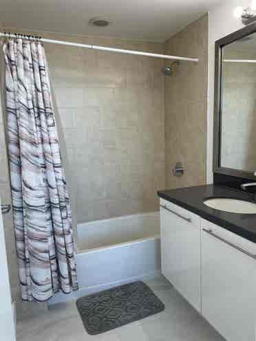 Fully Furnished room in Brickel