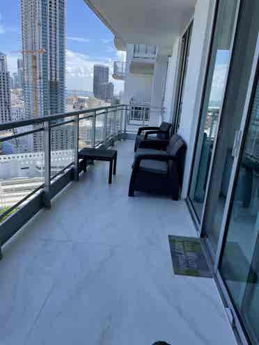 Fully Furnished room in Brickel