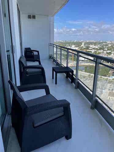 Fully Furnished room in Brickel