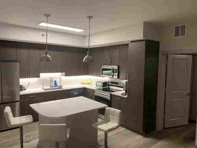 Extra room in Apartment to split