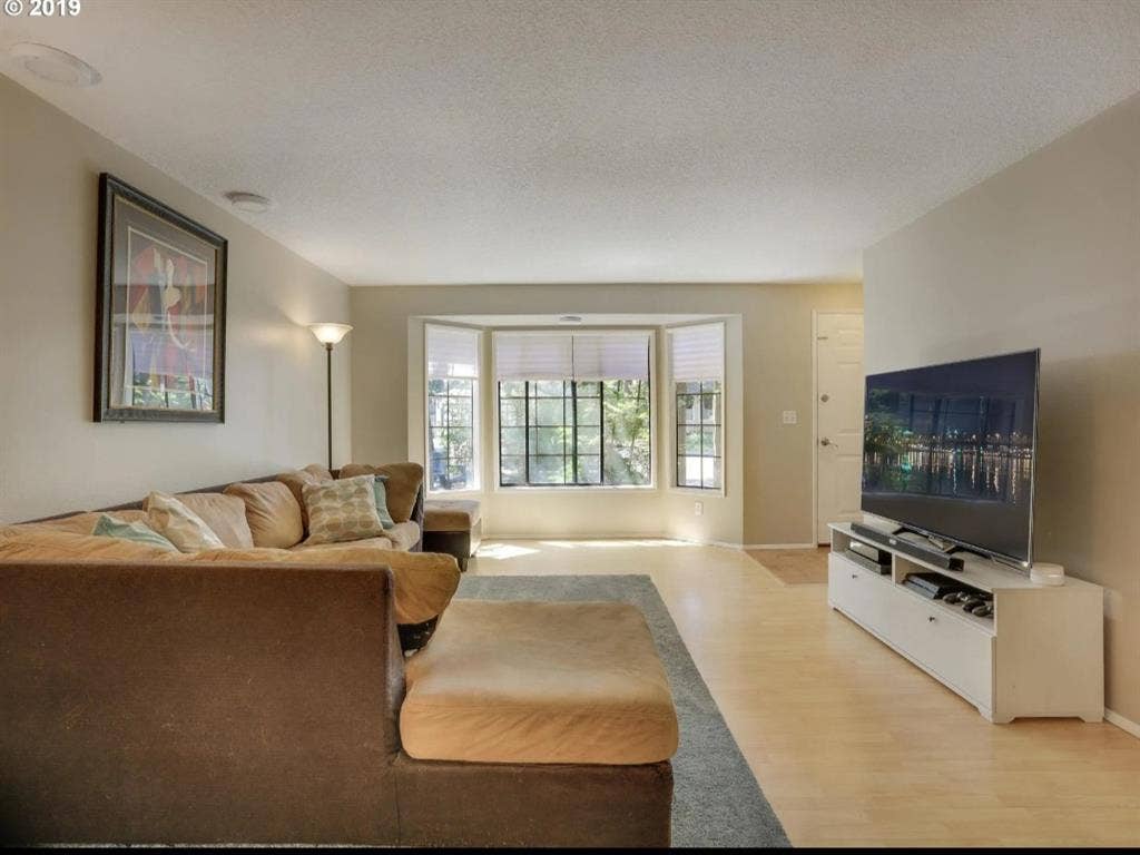 Multiple rooms available