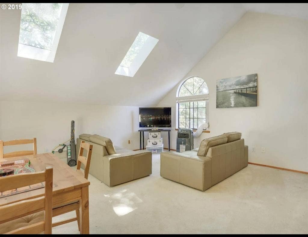 Multiple rooms available