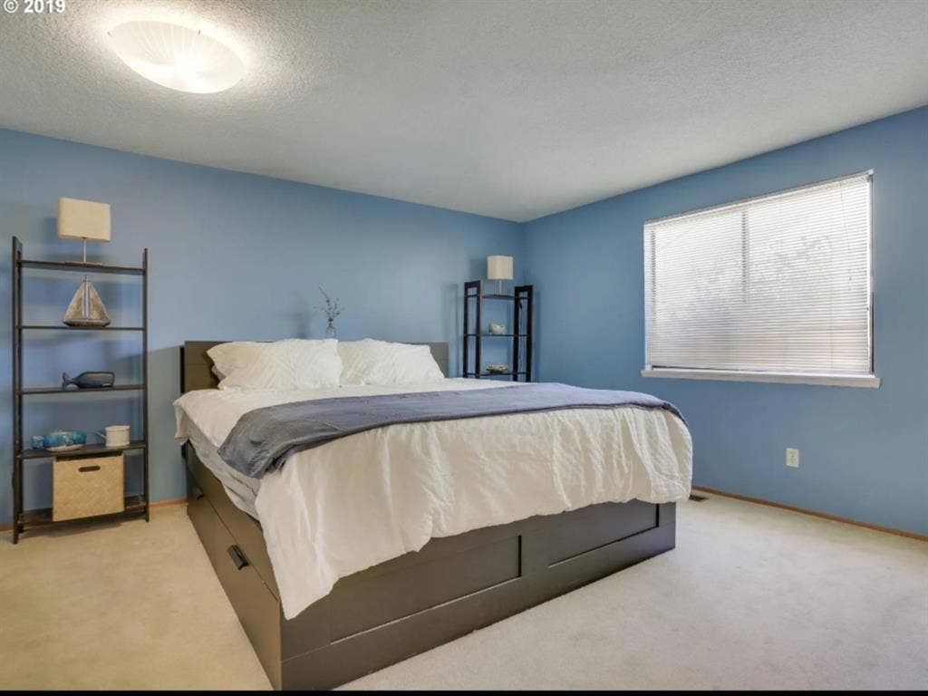 Multiple rooms available