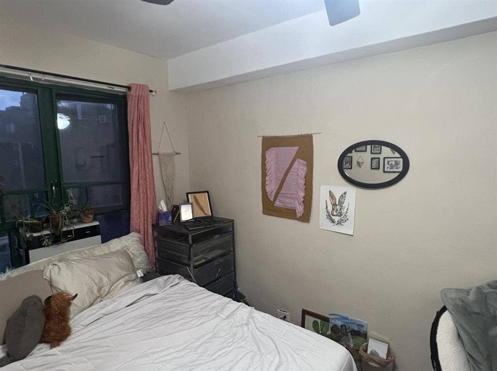 ✨ Modern Room for Rent 🏡