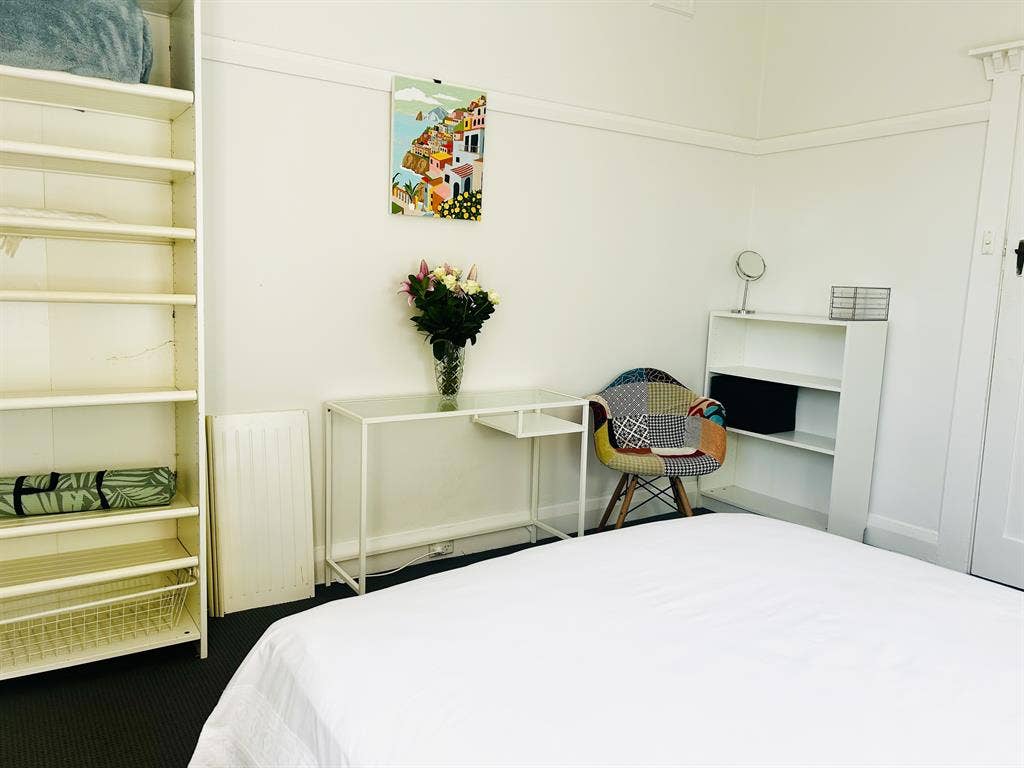 Gorgeous, large 1 bed apartment
