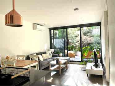 Room available in Elwood