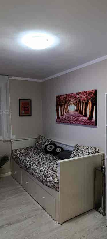 Cómodo y acogedor dormitorio