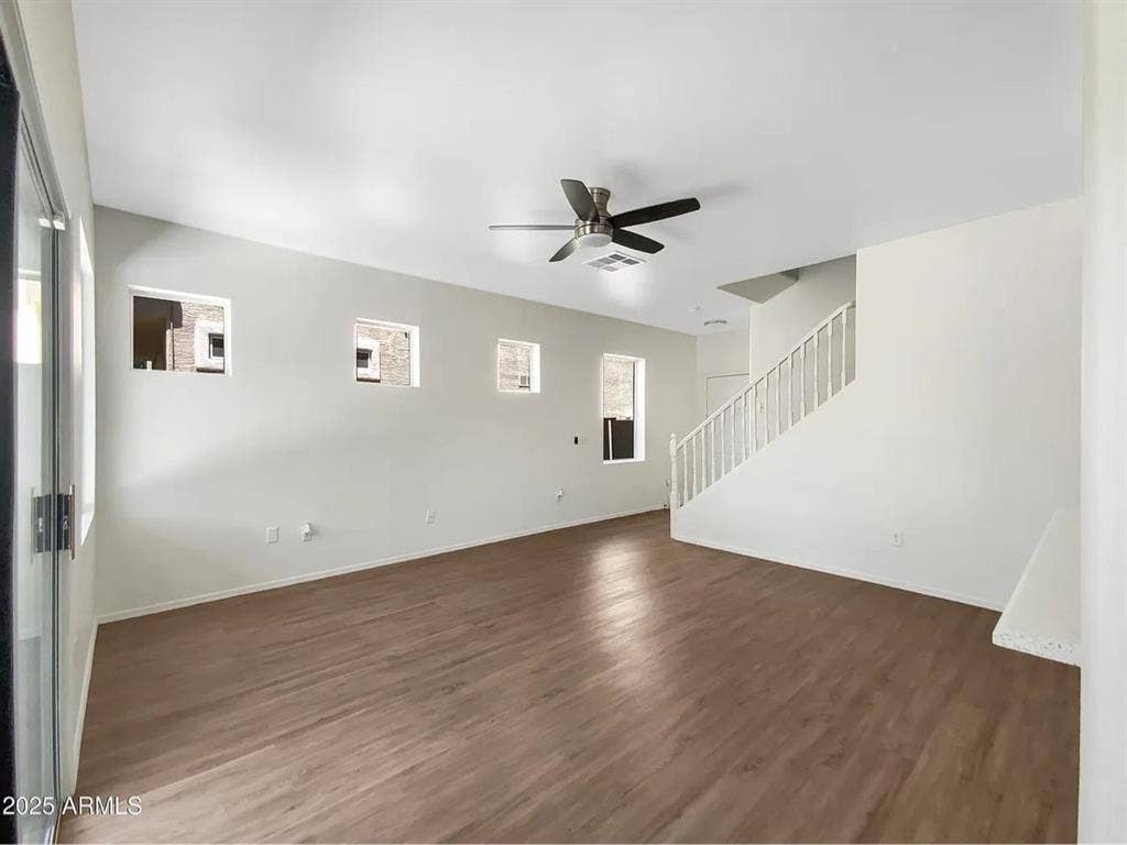 4 bedroom house available for rentt