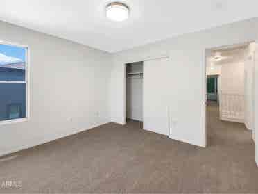 4 bedroom house available for rentt