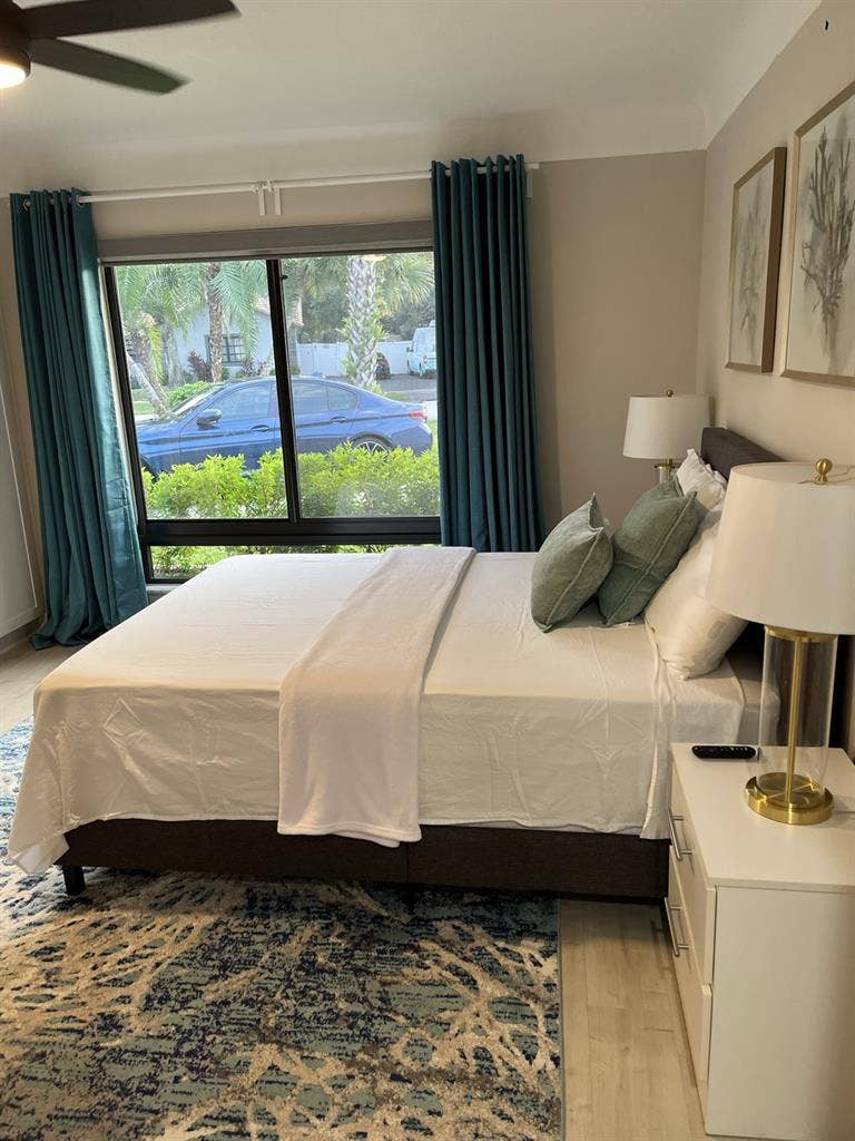 Furnished room in plantation