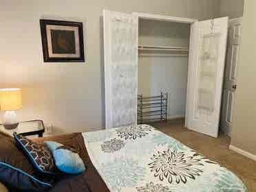 BEAUTIL 2 BETHROOM/PRIVATE BATH!