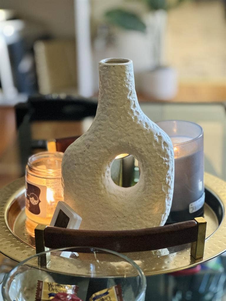 Cozy and Charming 2 Bedroom.